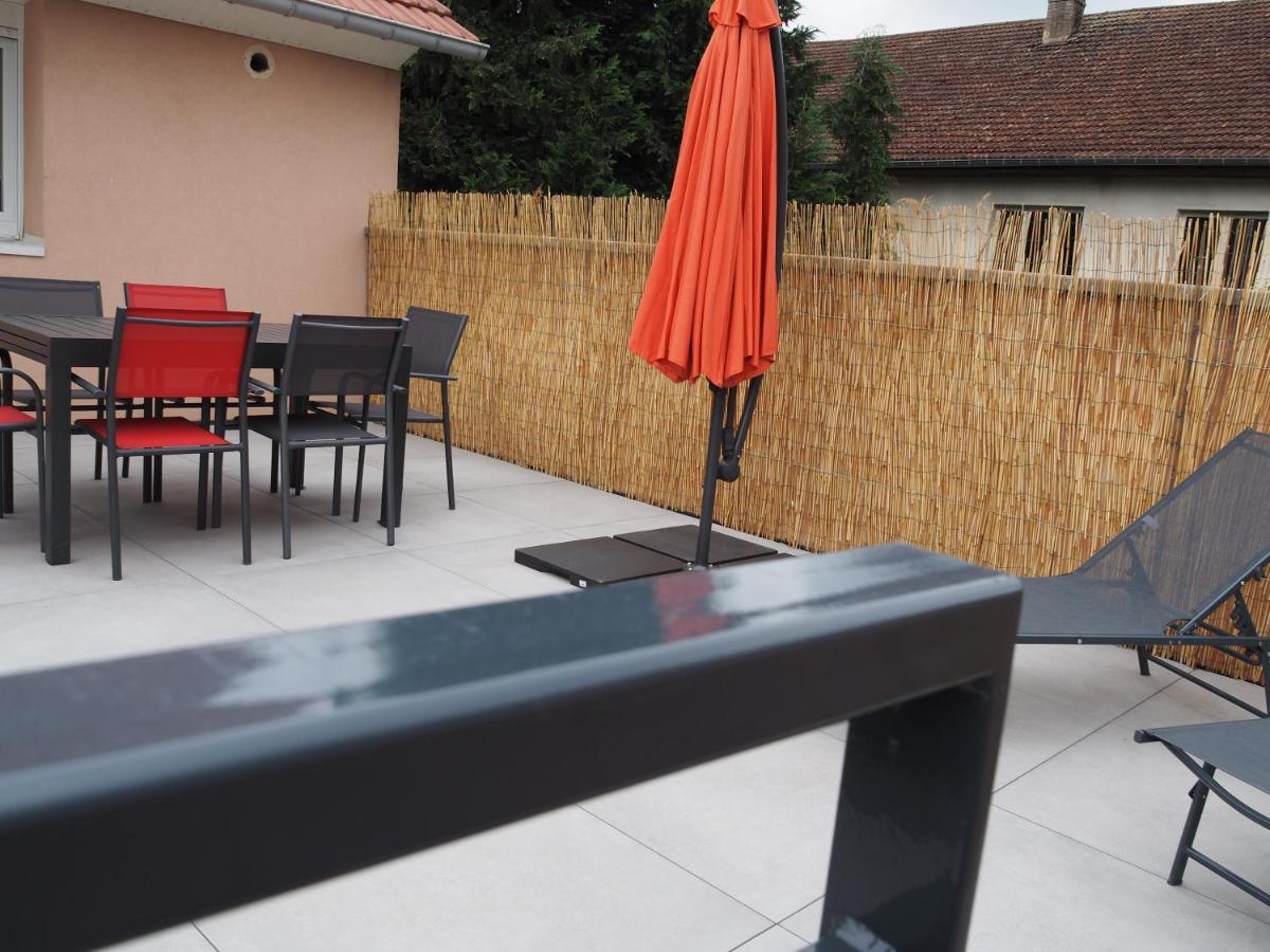 Laveline Gite Le Renouveau Avec Jacuzzi Privatif מראה חיצוני תמונה